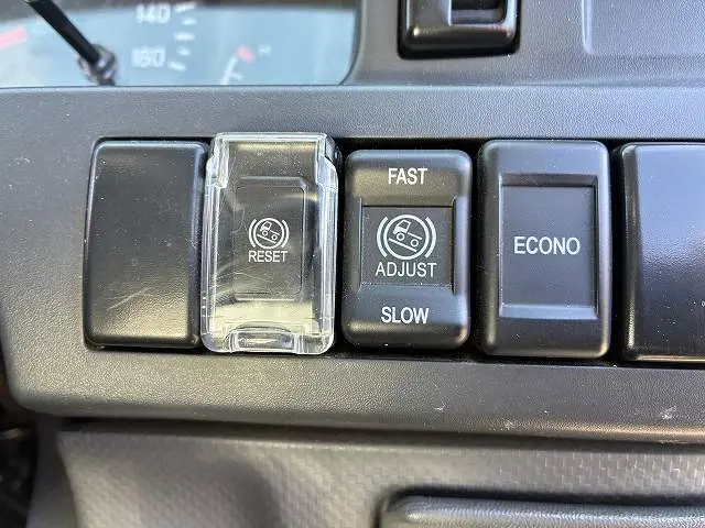 いすゞ エルフ TRG-NJR85A(2WD)の写真42