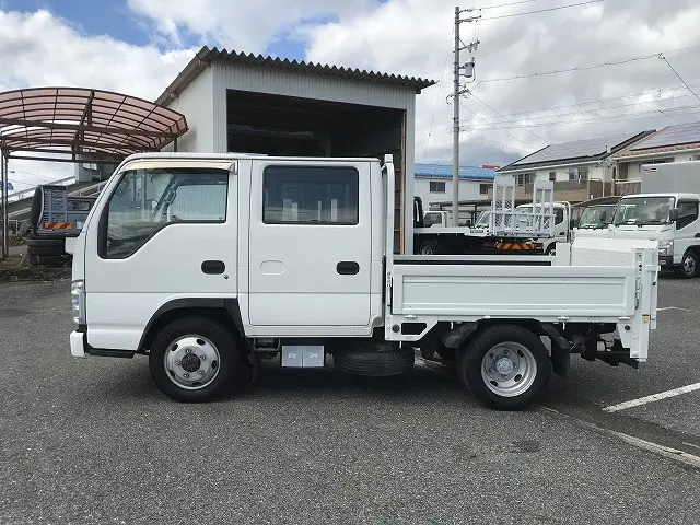 いすゞ エルフ BKG-NHS85A(4WD)の写真7