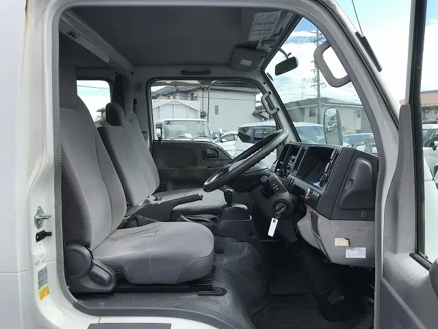 いすゞ エルフ BKG-NHS85A(4WD)の写真33