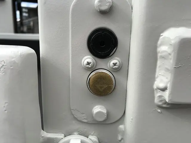 いすゞ エルフ BKG-NHS85A(4WD)の写真46