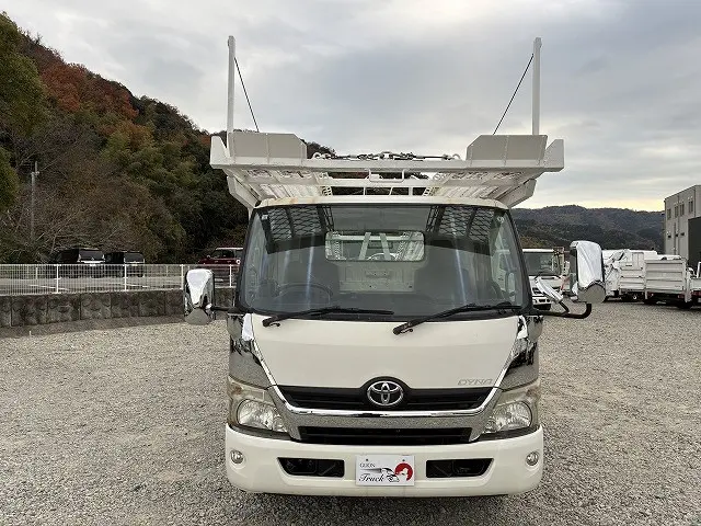 トヨタ ダイナ SDG-XZU720(2WD)の写真2
