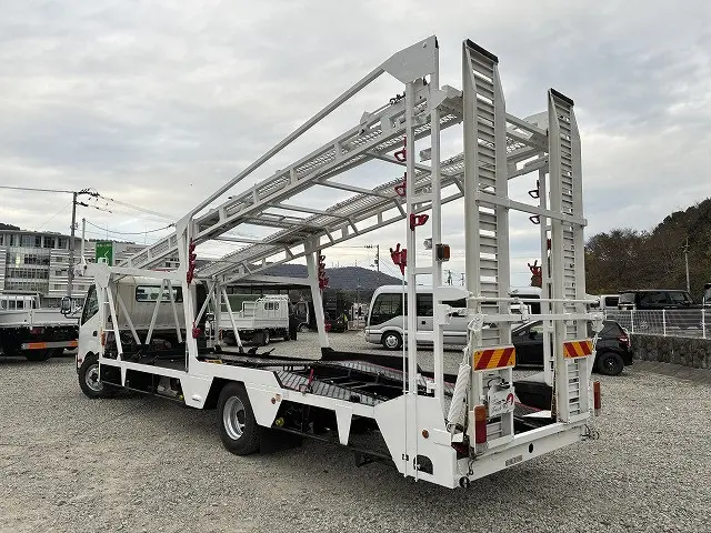 トヨタ ダイナ SDG-XZU720(2WD)の写真6