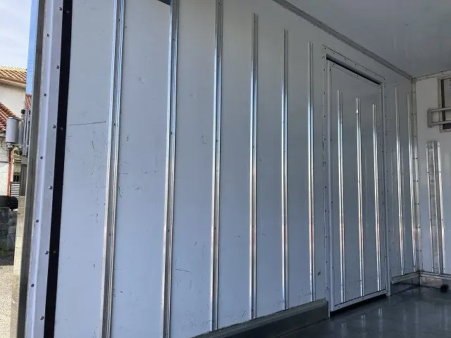 三菱 キャンター TKG-FBA50(2WD)の写真11