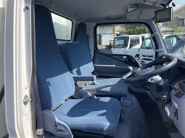 三菱 キャンター TKG-FBA50(2WD)の写真32