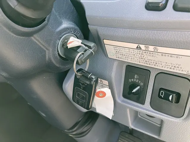三菱 キャンター TKG-FBA50(2WD)の写真36