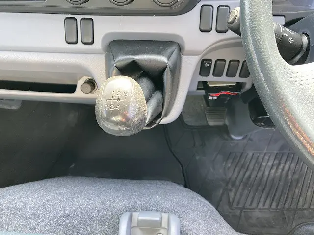 三菱 キャンター TKG-FBA50(2WD)の写真41