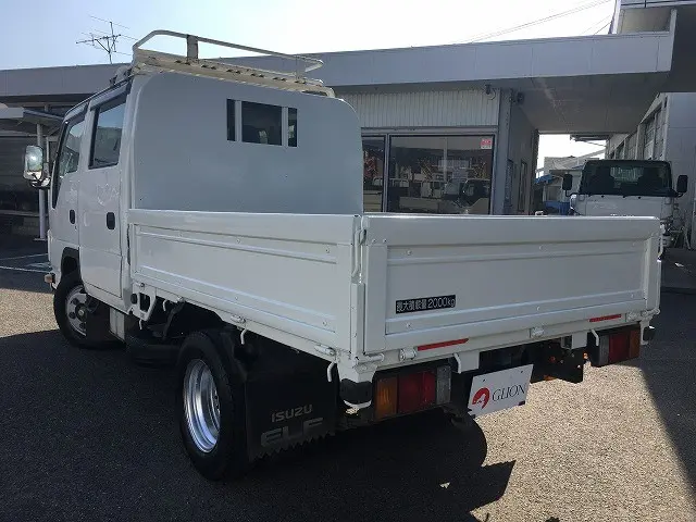 いすゞ エルフ 2RG-NJR88A(2WD)の写真6