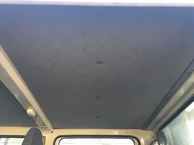 いすゞ エルフ 2RG-NJR88A(2WD)の写真34