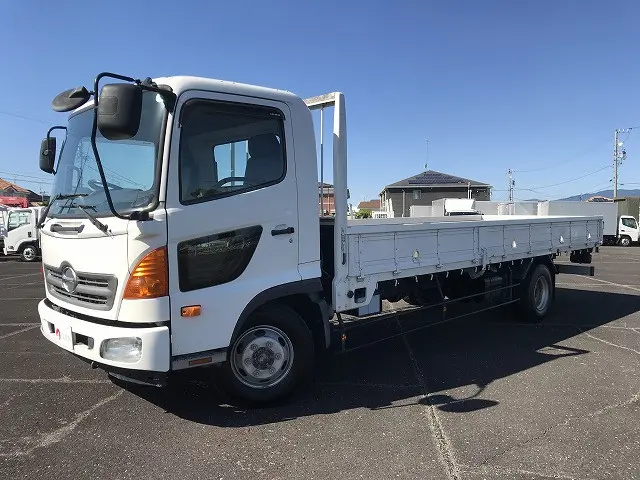 日野 レンジャー TKG-FC9JKAP(2WD)の写真1