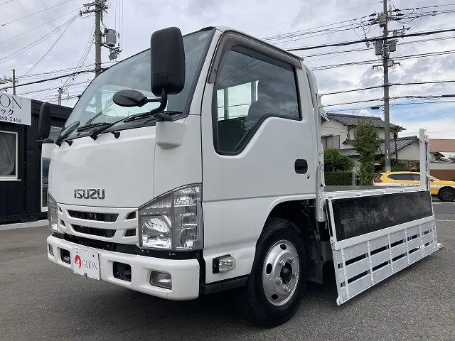 いすゞ エルフ TRG-NKR85A(2WD)の写真9