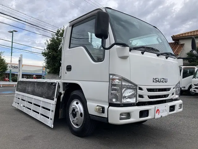 いすゞ エルフ TRG-NKR85A(2WD)の写真10