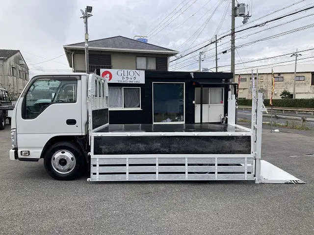 いすゞ エルフ TRG-NKR85A(2WD)の写真11