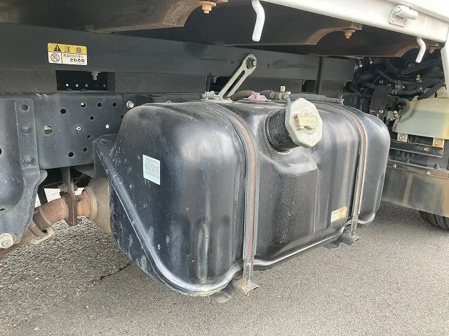 いすゞ エルフ TRG-NKR85A(2WD)の写真20