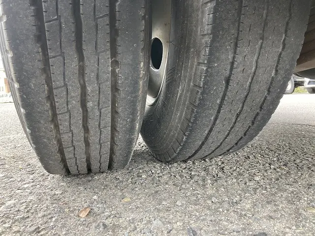 いすゞ エルフ TRG-NKR85A(2WD)の写真29