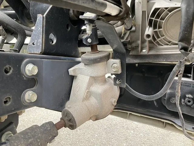 いすゞ エルフ TRG-NKR85A(2WD)の写真49