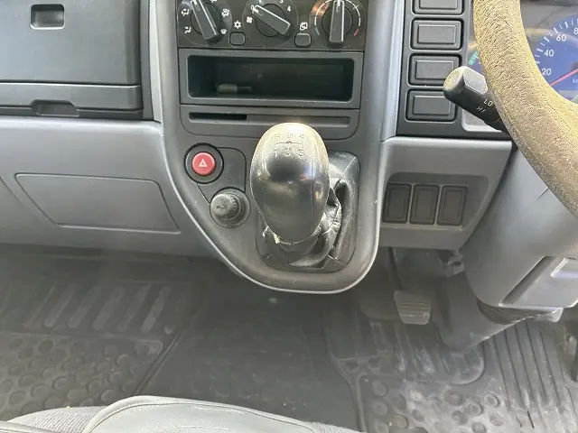 三菱 キャンターガッツ PDG-FB70B(2WD)の写真26