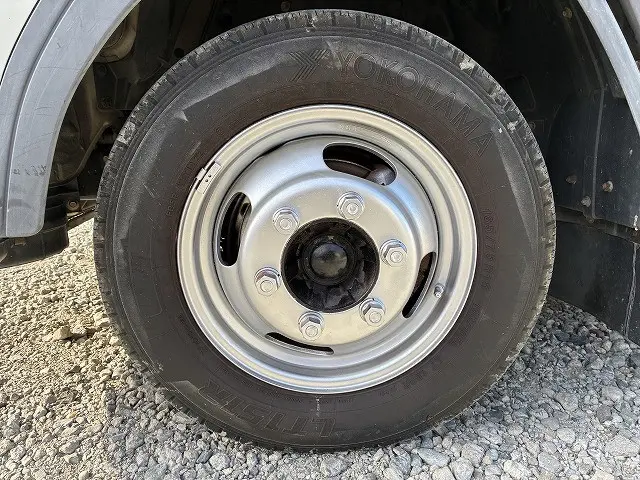 三菱 キャンターガッツ PDG-FB70B(2WD)の写真36