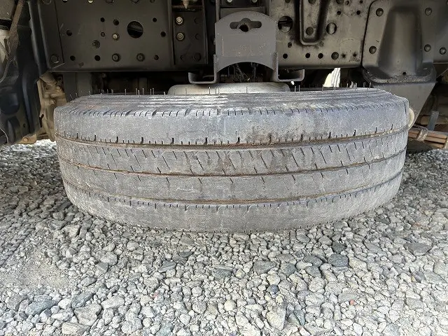 三菱 キャンターガッツ PDG-FB70B(2WD)の写真37