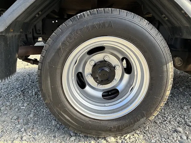 三菱 キャンターガッツ PDG-FB70B(2WD)の写真45