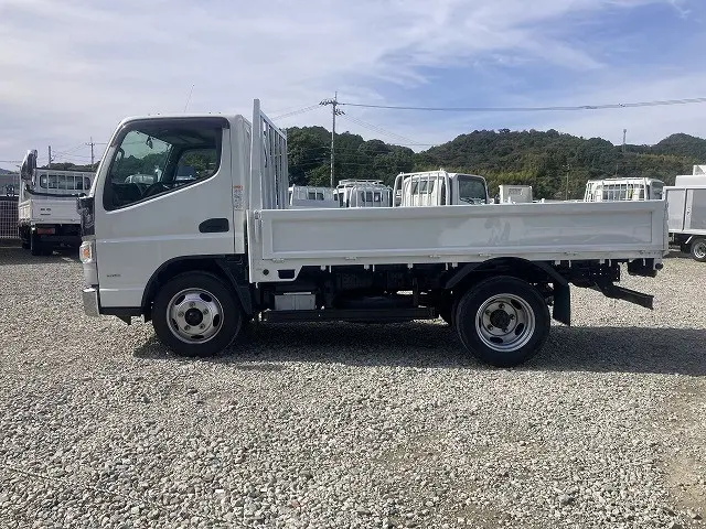 三菱 キャンター TPG-FEA50(2WD)の写真4