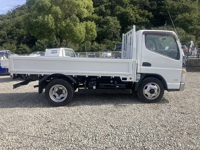 三菱 キャンター TPG-FEA50(2WD)の写真5