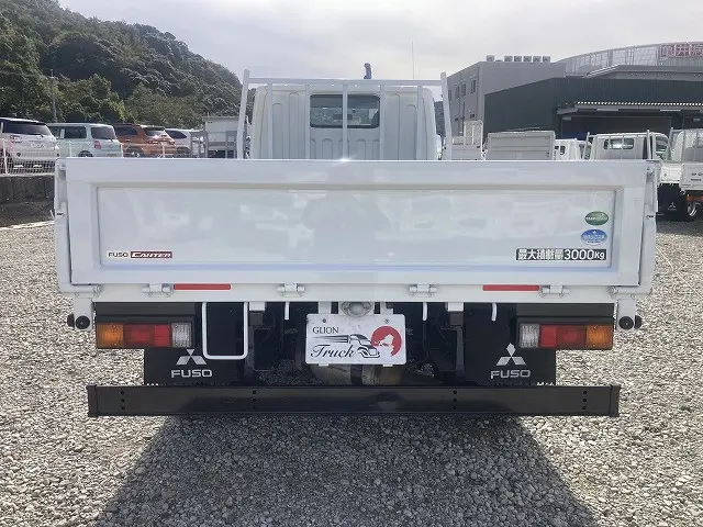 三菱 キャンター TPG-FEA50(2WD)の写真7