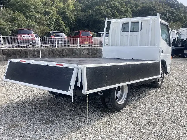 三菱 キャンター TPG-FEA50(2WD)の写真15