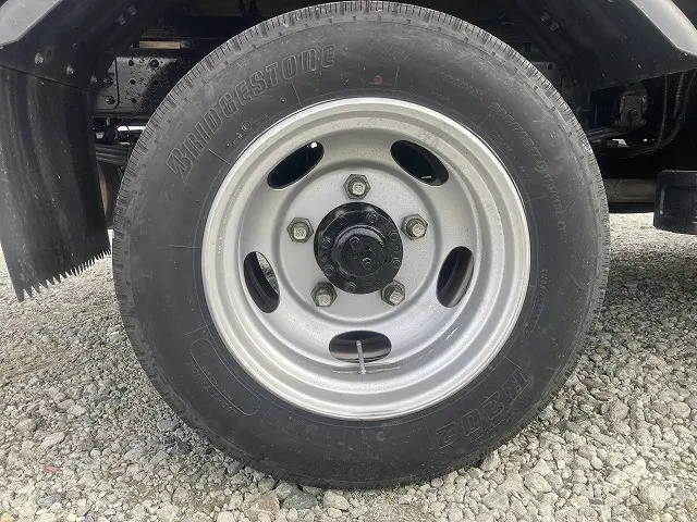 三菱 キャンター TPG-FEA50(2WD)の写真40