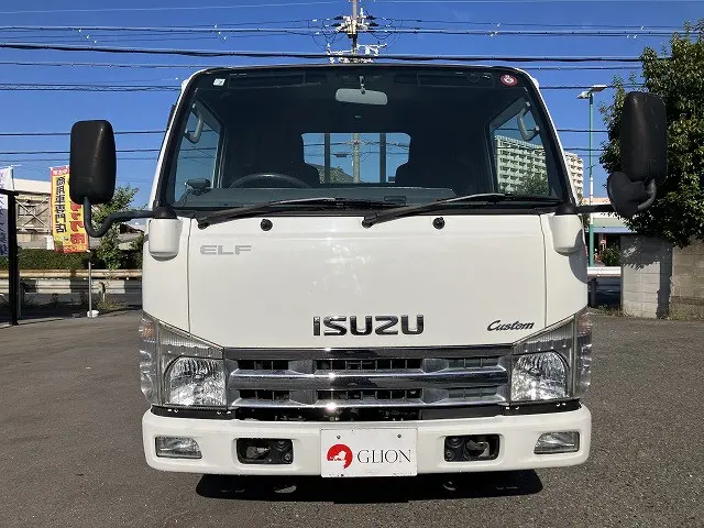 いすゞ エルフ BKG-NJR85A(2WD)の写真2