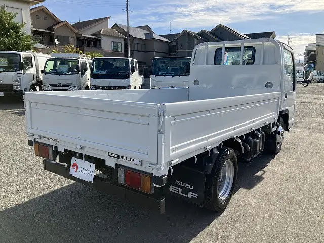 いすゞ エルフ BKG-NJR85A(2WD)の写真8