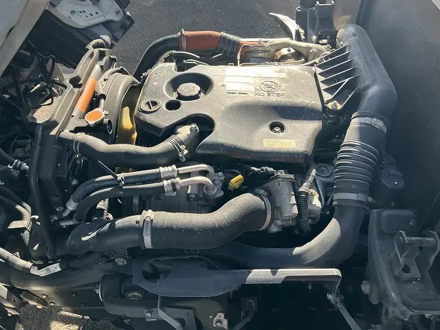 いすゞ エルフ BKG-NJR85A(2WD)の写真16