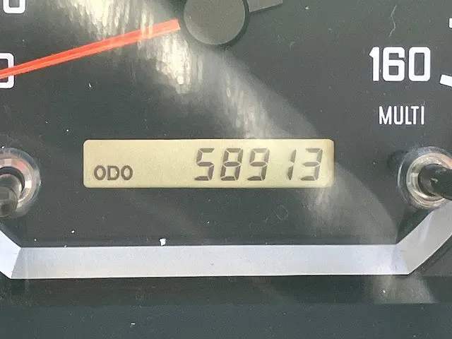 いすゞ エルフ BKG-NJR85A(2WD)の写真43