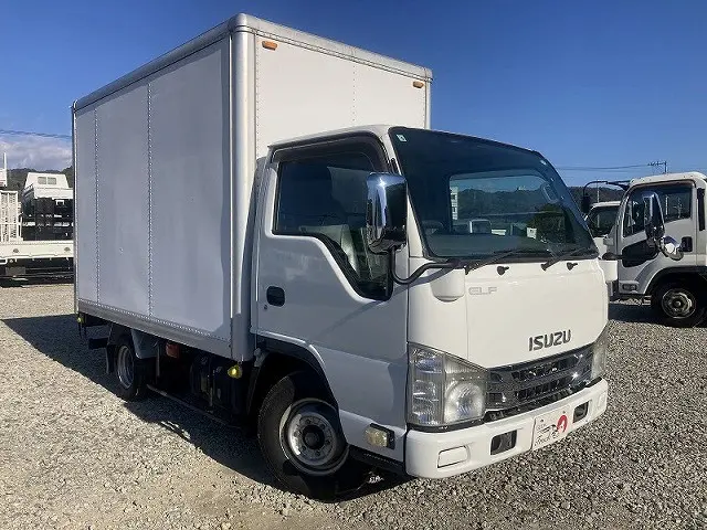 いすゞ エルフ BKG-NHR85AN(2WD)の写真3