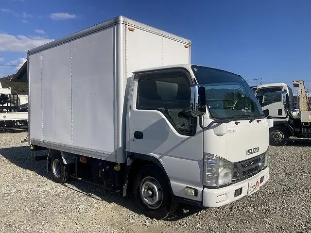 いすゞ エルフ BKG-NHR85AN(2WD)の写真10