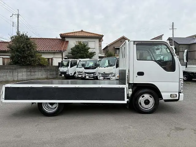 いすゞ エルフ TPG-NJR85A(2WD)の写真12