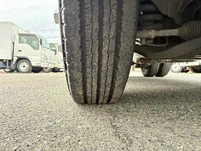 いすゞ エルフ TPG-NJR85A(2WD)の写真34