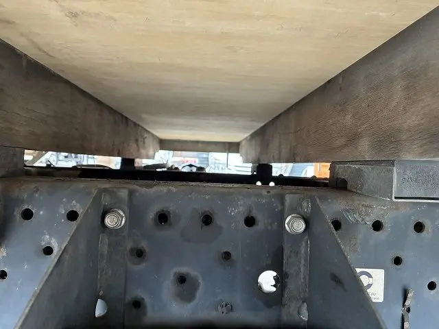 いすゞ エルフ TPG-NJR85A(2WD)の写真48