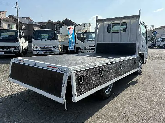 いすゞ エルフ TKG-NJR85A(2WD)の写真15