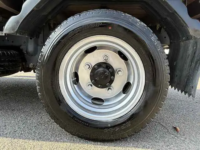 いすゞ エルフ TKG-NJR85A(2WD)の写真27