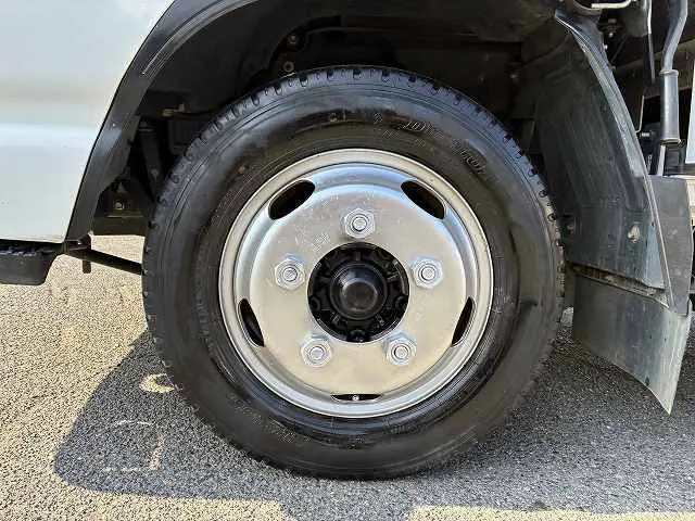 いすゞ エルフ TKG-NJR85A(2WD)の写真29