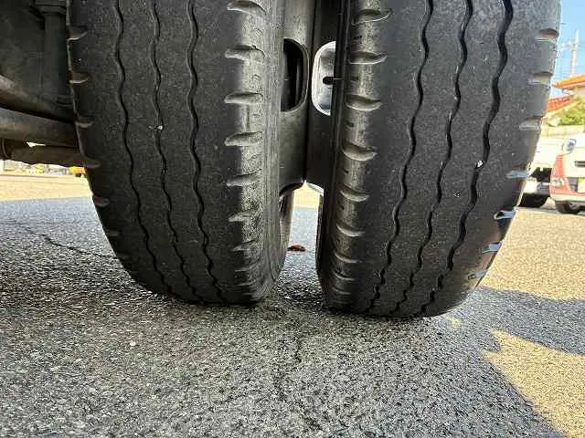 いすゞ エルフ TKG-NJR85A(2WD)の写真31