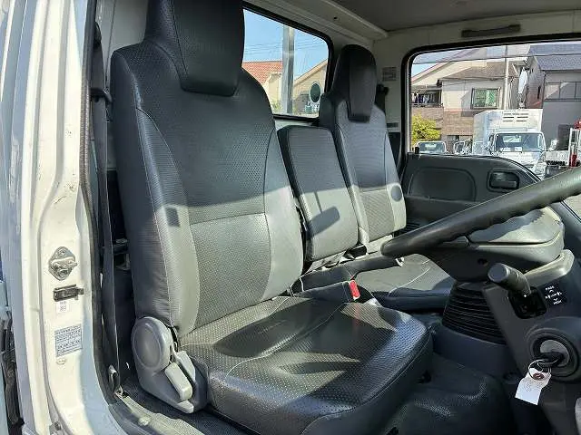 いすゞ エルフ TKG-NJR85A(2WD)の写真36