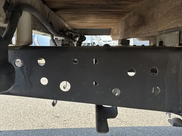 いすゞ エルフ TKG-NJR85A(2WD)の写真47