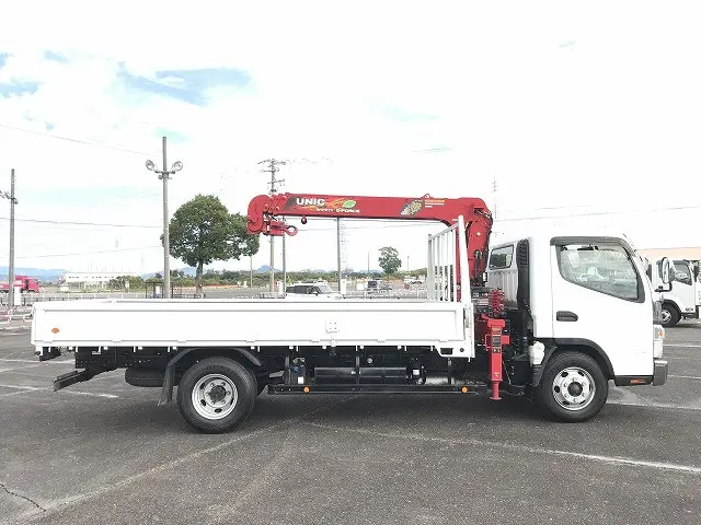 三菱 キャンター 2PG-FEB80(2WD)の写真8