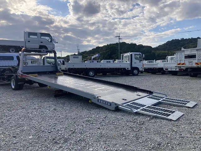 三菱 キャンター TKG-FEB50(2WD)の写真13