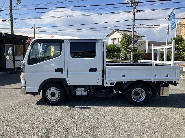 三菱 キャンター 2RG-FBA20(2WD)の写真4