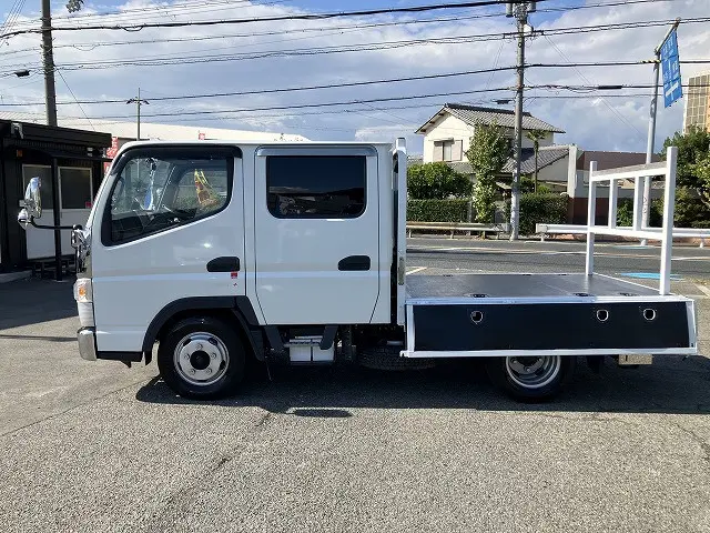 三菱 キャンター 2RG-FBA20(2WD)の写真11