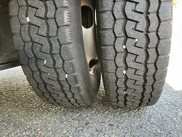 三菱 キャンター 2RG-FBA20(2WD)の写真24