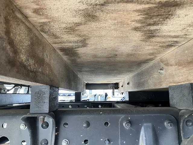 三菱 キャンター 2RG-FBA20(2WD)の写真29