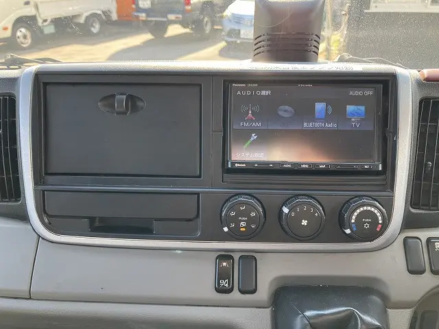 三菱 キャンター 2RG-FBA20(2WD)の写真38